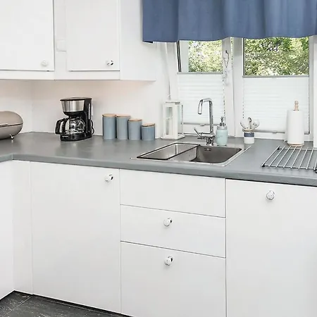 Stunning In With 2 Bedrooms And Wifi Casa vacanze Ustka